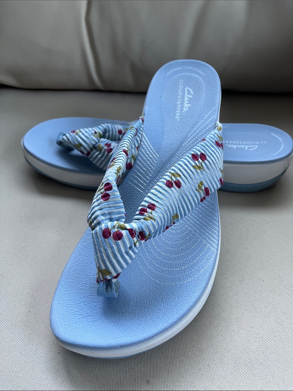 Clarks Light Blue Cherry-Print Fabric Thong Sandals